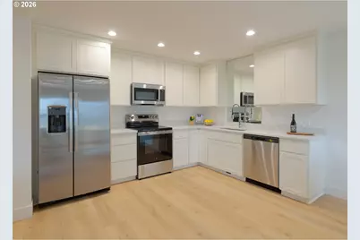 944 H Ave, Seaside, OR 97138 - Photo 10