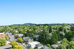 3020 NE Glisan St, Portland, OR 97232 - Photo 4