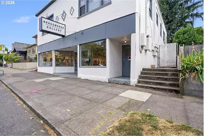 3020 NE Glisan St, Portland, OR 97232 - Photo 2