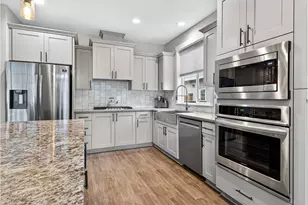 15261 Holcomb Blvd, Oregon City, OR 97045 - Photo 10