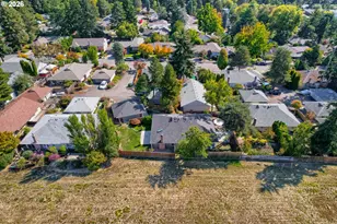 15789 SW Village Cir, Beaverton, OR 97007 - Photo 40