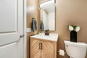 15789 SW Village Cir, Beaverton, OR 97007 - Photo 14