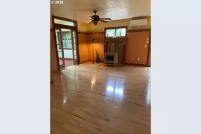 961 Tiara St, Eugene, OR 97405 - Photo 8