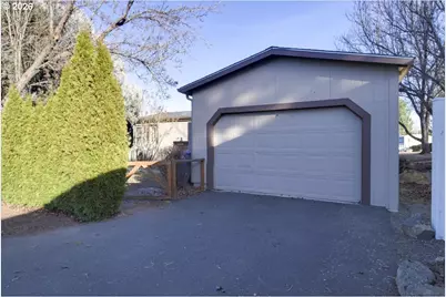 2380 SW Phlox Pond Dr, Redmond, OR 97756 - Photo 22