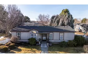 2380 SW Phlox Pond Dr, Redmond, OR 97756 - Photo 1