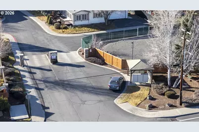 2380 SW Phlox Pond Dr, Redmond, OR 97756 - Photo 28