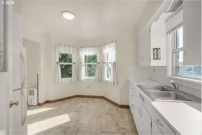 4360 Eagle Crest Rd, Salem, OR 97304 - Photo 18