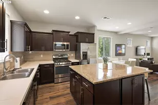 14115 SW Burlwood Ln, Beaverton, OR 97005 - Photo 12