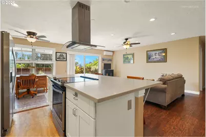 12671 SW Prince Edward Ct #A, King City, OR 97224 - Photo 6