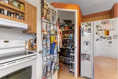 736 Penny Ln, Riddle, OR 97469 - Photo 22