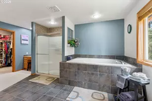 725 W Jewett Blvd, White Salmon, WA 98672 - Photo 34