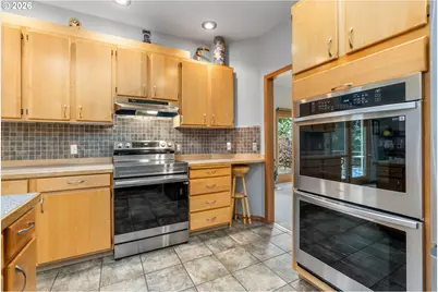 725 W Jewett Blvd, White Salmon, WA 98672 - Photo 24
