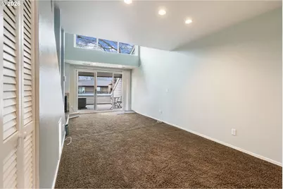 194 N Hayden Bay Dr, Portland, OR 97217 - Photo 38