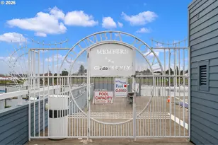 194 N Hayden Bay Dr, Portland, OR 97217 - Photo 46