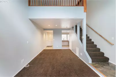 194 N Hayden Bay Dr, Portland, OR 97217 - Photo 12