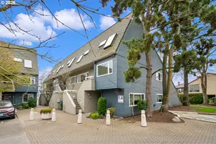 194 N Hayden Bay Dr, Portland, OR 97217 - Photo 6