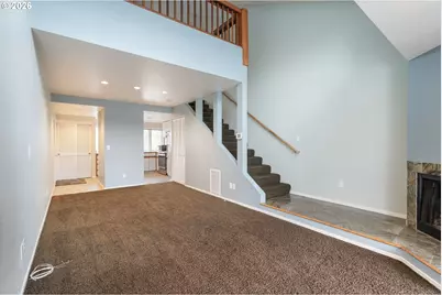 194 N Hayden Bay Dr, Portland, OR 97217 - Photo 10