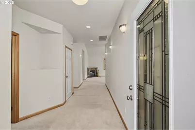 2132 SE 143rd Ave, Portland, OR 97233 - Photo 4