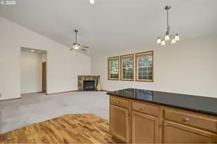 2132 SE 143rd Ave, Portland, OR 97233 - Photo 10