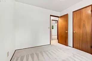 11395 SW 13th St, Beaverton, OR 97005 - Photo 18