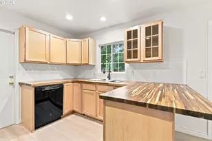 11395 SW 13th St, Beaverton, OR 97005 - Photo 12