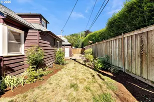 4518 NE Irving St, Portland, OR 97213 - Photo 44