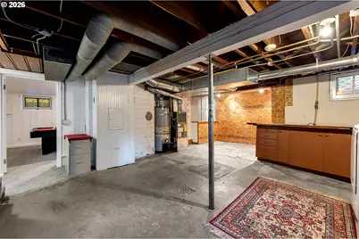 4518 NE Irving St, Portland, OR 97213 - Photo 40