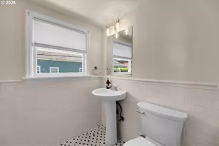 4518 NE Irving St, Portland, OR 97213 - Photo 30
