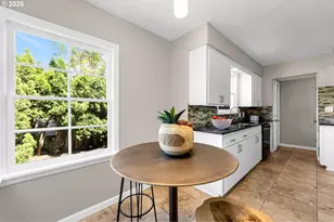 4518 NE Irving St, Portland, OR 97213 - Photo 16