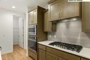 16449 SE Three Sisters Mounta Way, Happy Valley, OR 97086 - Photo 2