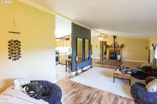 5090 Binns Hill Dr, Hood River, OR 97031 - Photo 24