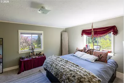 5090 Binns Hill Dr, Hood River, OR 97031 - Photo 28