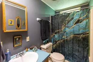 5090 Binns Hill Dr, Hood River, OR 97031 - Photo 36