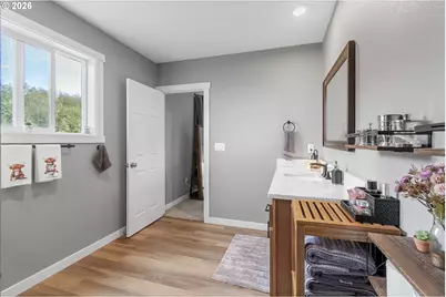 200 Red Hawk Dr, Castle Rock, WA 98611 - Photo 22