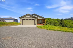 200 Red Hawk Dr, Castle Rock, WA 98611 - Photo 42
