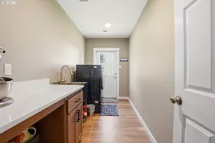 200 Red Hawk Dr, Castle Rock, WA 98611 - Photo 26