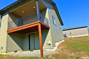 200 Red Hawk Dr, Castle Rock, WA 98611 - Photo 32
