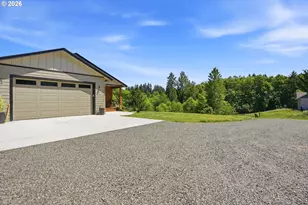 200 Red Hawk Dr, Castle Rock, WA 98611 - Photo 48