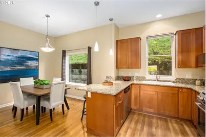 635 NW 24th Ave #6-2, Portland, OR 97210 - Photo 10
