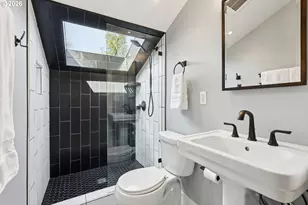 3825 SE Carlton St, Portland, OR 97202 - Photo 20