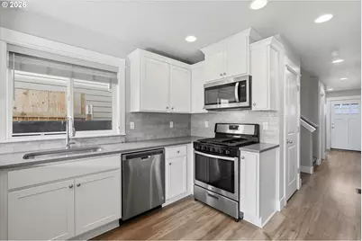 7118 SE Fern Ave, Portland, OR 97206 - Photo 10