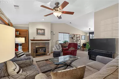 2431 SE 62nd Ln, Hillsboro, OR 97123 - Photo 6