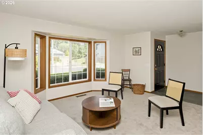 2391 N Kamiakan Dr, Cornelius, OR 97113 - Photo 4