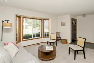 2391 N Kamiakan Dr, Cornelius, OR 97113 - Photo 4