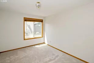 2391 N Kamiakan Dr, Cornelius, OR 97113 - Photo 30