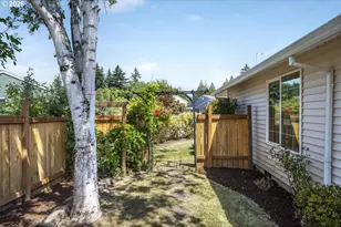 2391 N Kamiakan Dr, Cornelius, OR 97113 - Photo 40