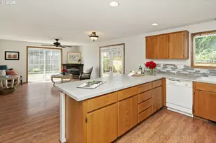 2391 N Kamiakan Dr, Cornelius, OR 97113 - Photo 14