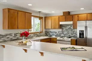 2391 N Kamiakan Dr, Cornelius, OR 97113 - Photo 16