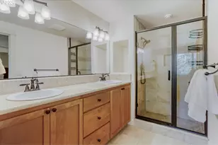 1105 Marylhurst Dr, West Linn, OR 97068 - Photo 14