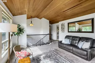 1105 Marylhurst Dr, West Linn, OR 97068 - Photo 6